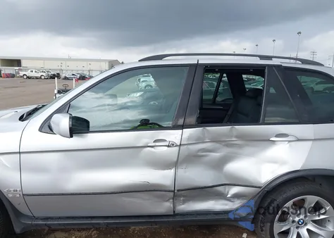 2004 BMW X5 4.8Is из США, поврежденный, VIN 5UXFA93504LE81053